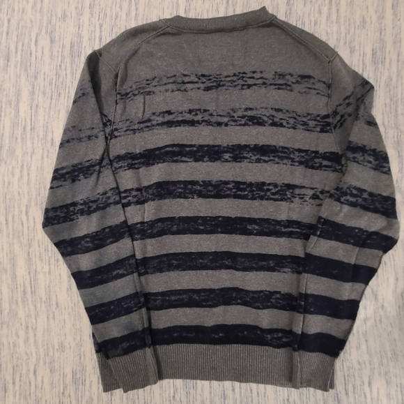 Buckle faded distressed striped v-neck sweater grey navy - Picture 2 of 6
